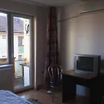 Central Apartment 2